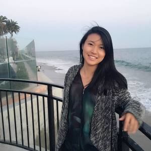 Meet your Posher, Christina